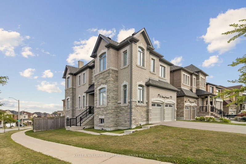 54 Leary Crescent