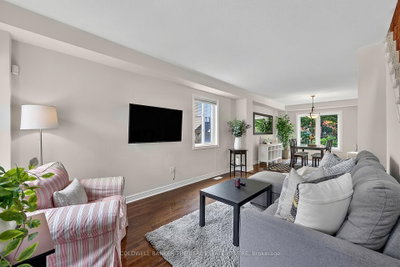 37 Rainbow Court • Georgina, ON photo 6