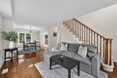 37 Rainbow Court • Georgina, ON photo 8