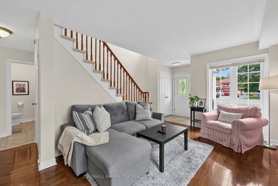 37 Rainbow Court • Georgina, ON photo 9