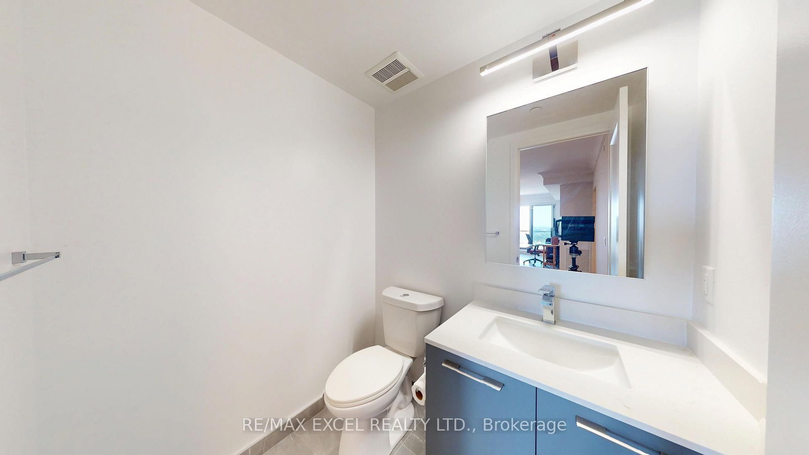 8 Water Walk Drive • #4507 • Markham, ON photo 15