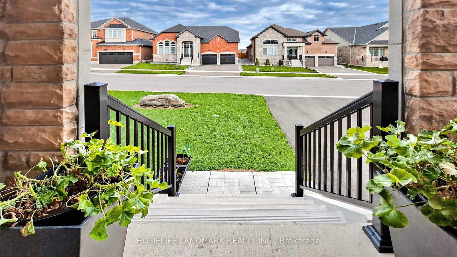 1486 Broderick Street • Innisfil, ON photo 3