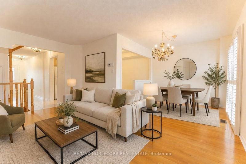 28 Opera Place