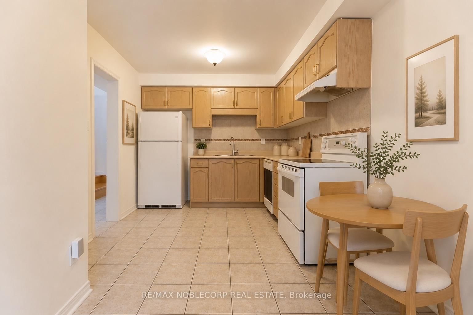 28 Opera Place • Vaughan, ON photo 5