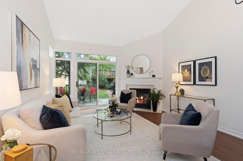 16 Kingfisher Cove Way