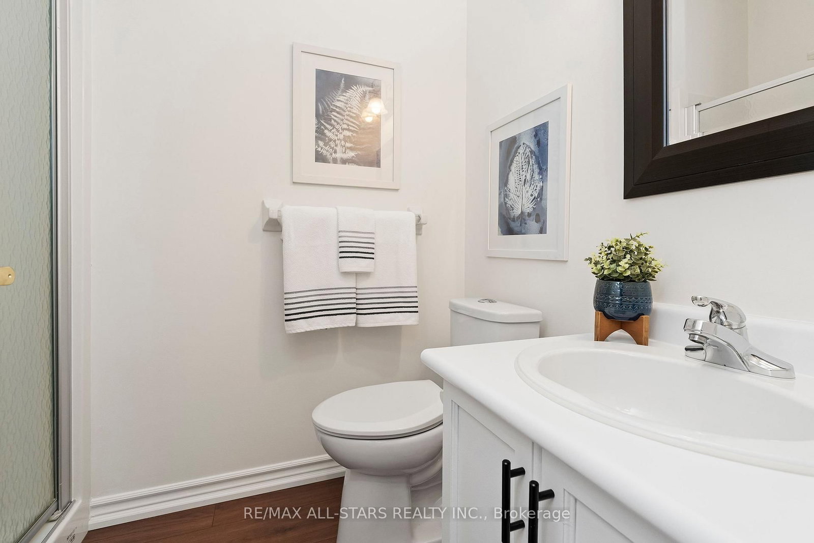 16 Kingfisher Cove Way • Markham, ON photo 25