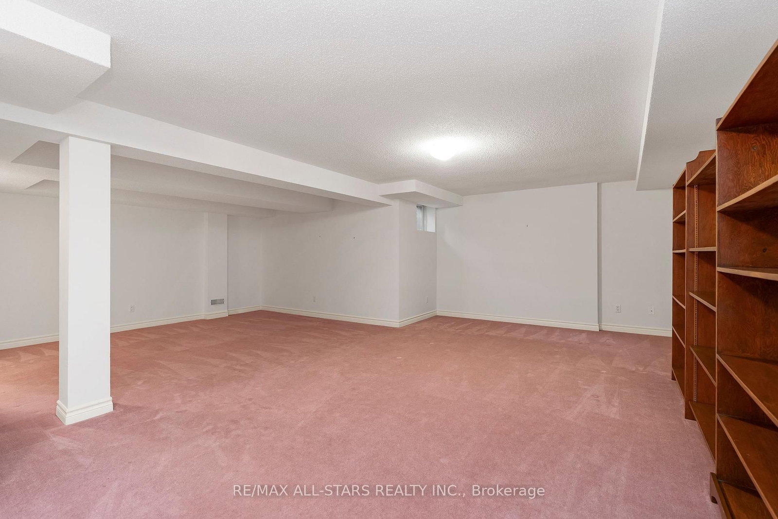 16 Kingfisher Cove Way • Markham, ON photo 29