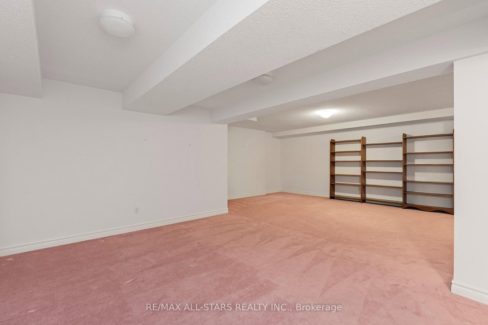16 Kingfisher Cove Way • Markham, ON photo 31