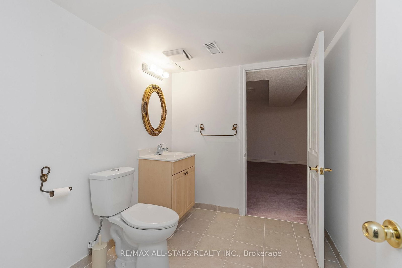 16 Kingfisher Cove Way • Markham, ON photo 32