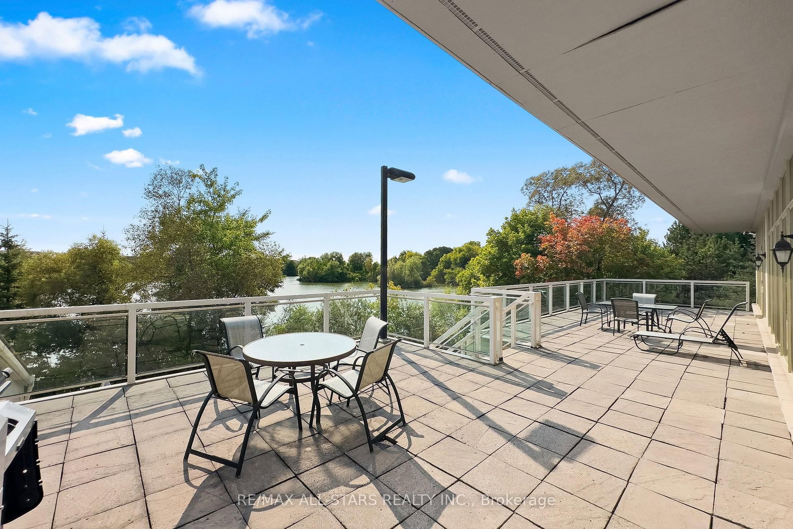 16 Kingfisher Cove Way • Markham, ON photo 42