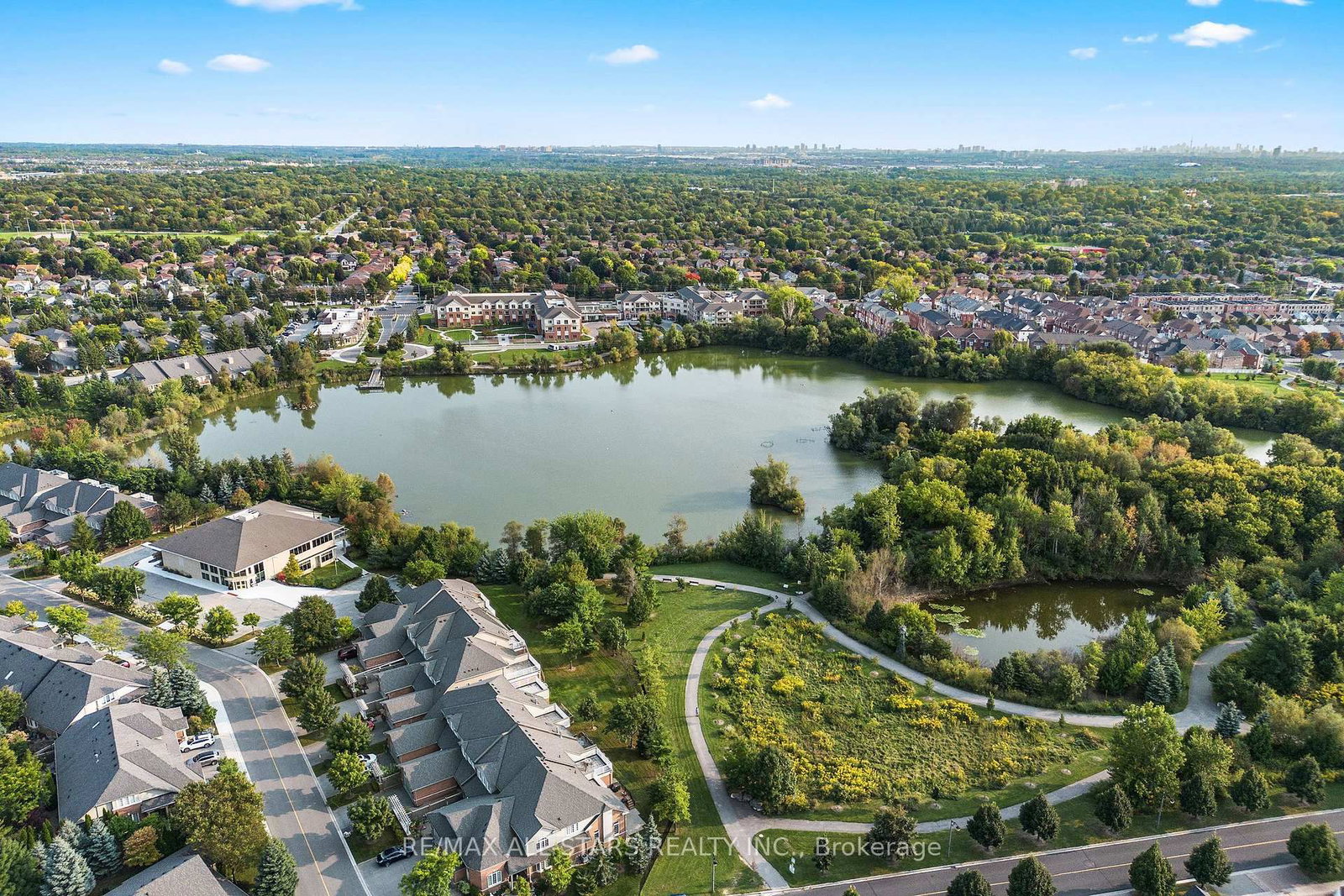 16 Kingfisher Cove Way • Markham, ON photo 44