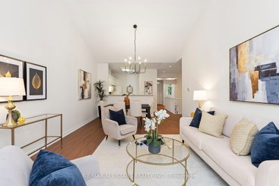 16 Kingfisher Cove Way • Markham, ON photo 6