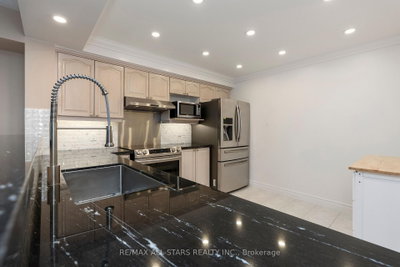 50 The Boardwalk Way • #211 • Markham, ON photo 8