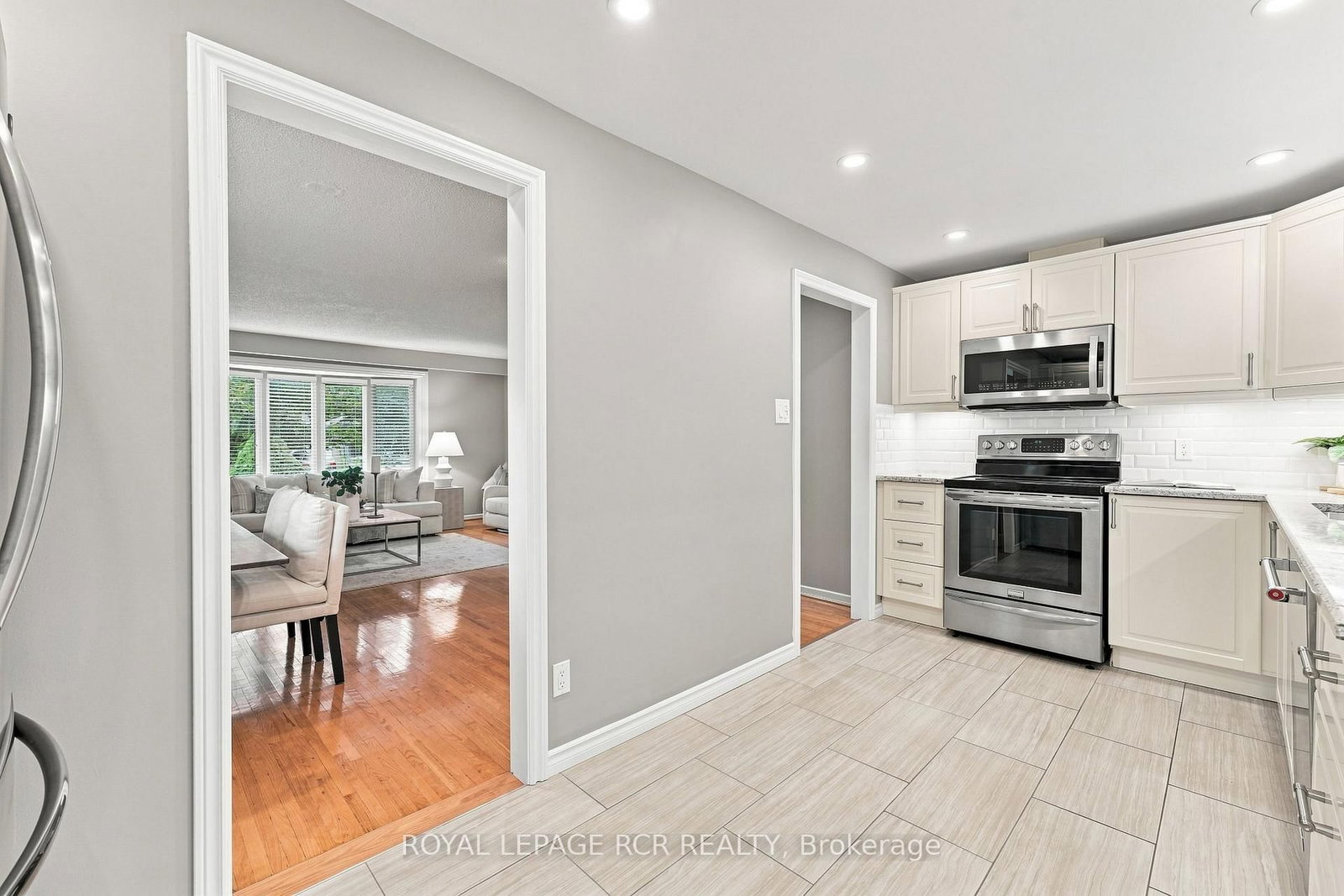 101 Hill Drive • Aurora, ON photo 17