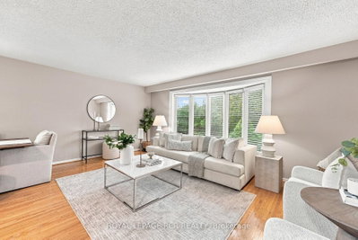 101 Hill Drive • Aurora, ON photo 9