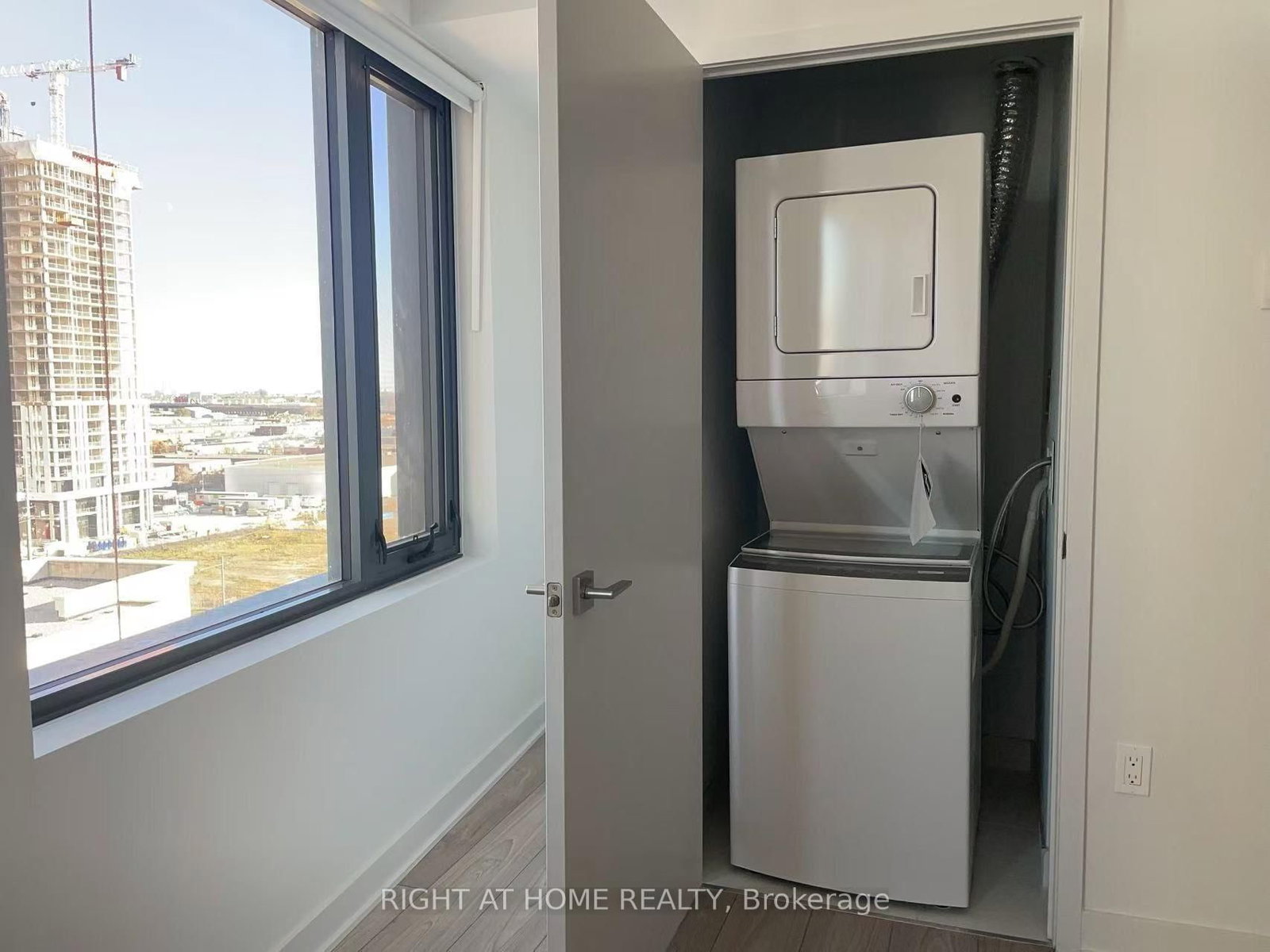 2920 HIGHWAY 7 • #1606 • Vaughan, ON photo 11