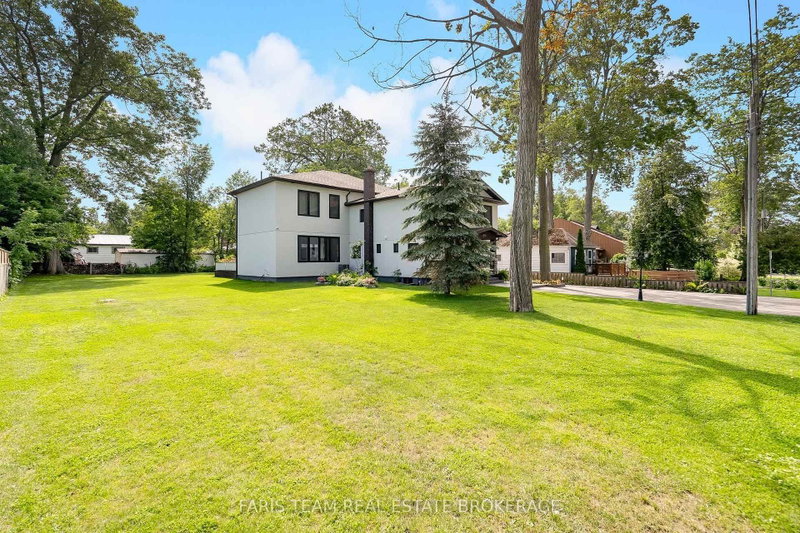 3951 Alberta Ave photo 5