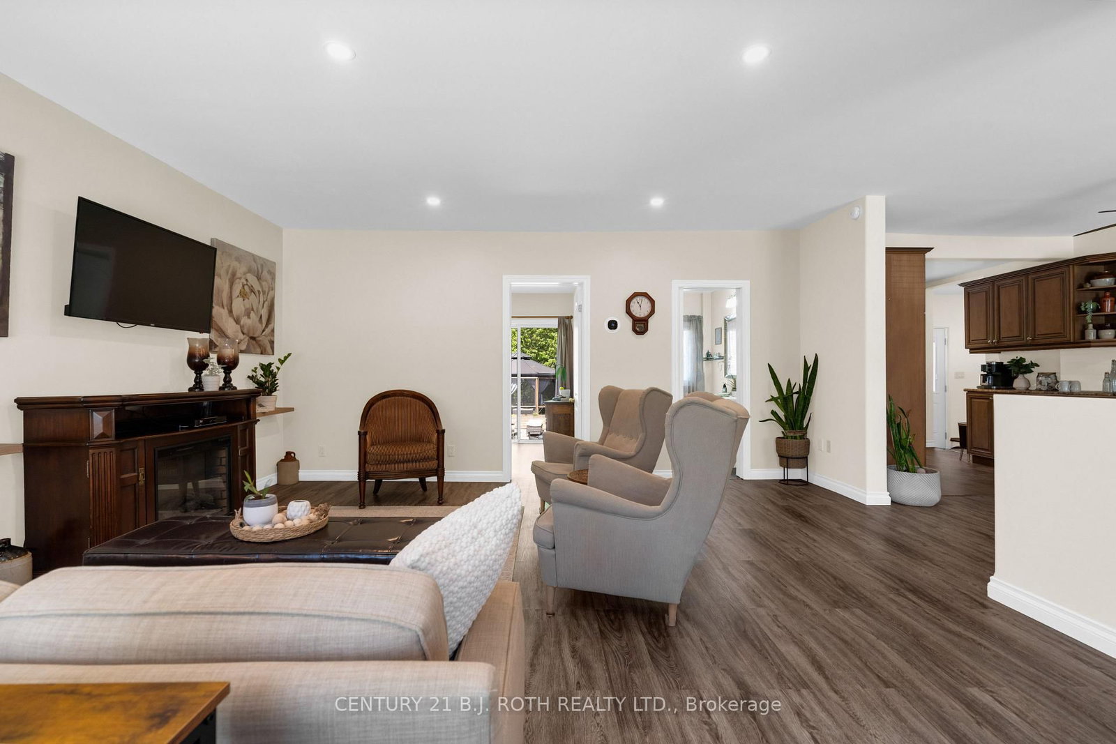 91 Elm Street • Essa, ON photo 4