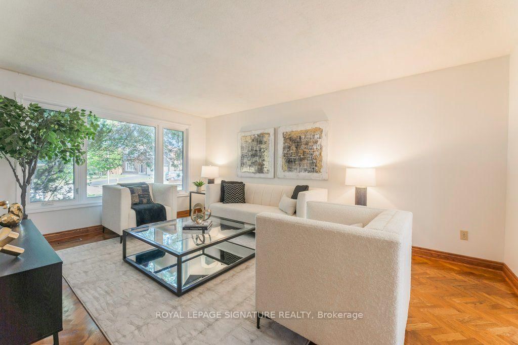 25 Stiver Court • Markham, ON photo 10