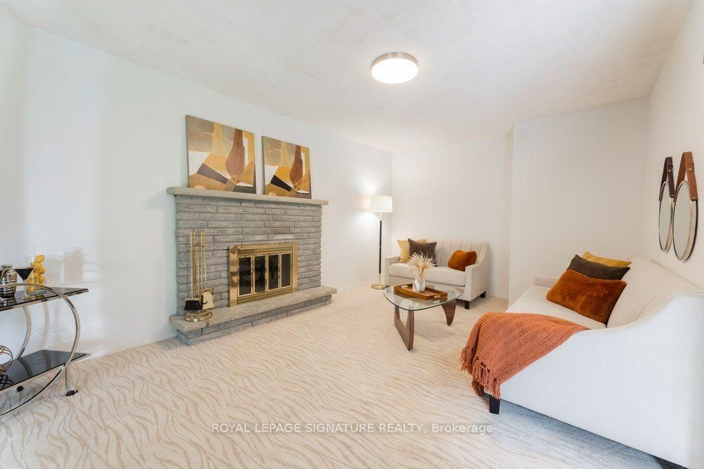 25 Stiver Court • Markham, ON photo 7