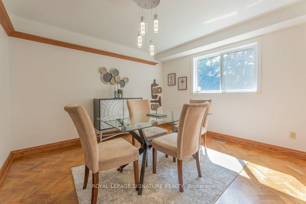 25 Stiver Court • Markham, ON photo 9