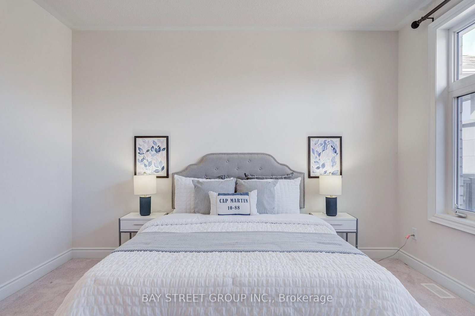 27 Hearthwood Gate • Whitchurch-Stouffville, ON photo 35