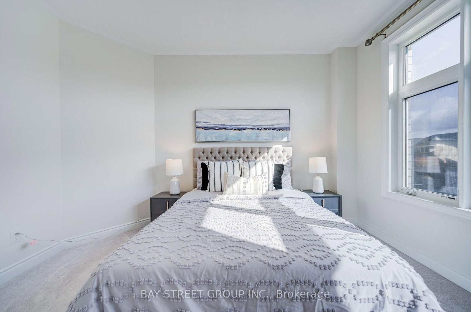 27 Hearthwood Gate • Whitchurch-Stouffville, ON photo 39