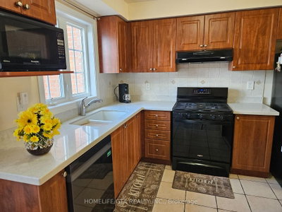 2532 Bur Oak Avenue • Markham, ON photo 5