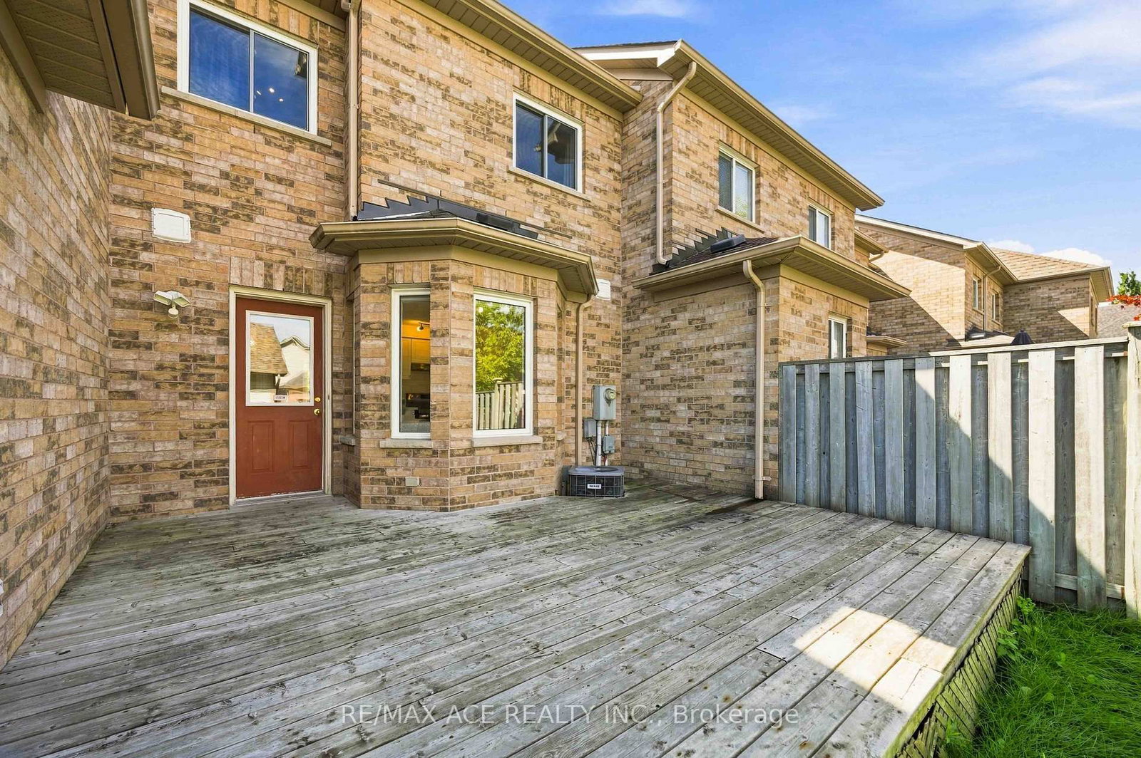 16 White's Hill Avenue • Markham, ON photo 25