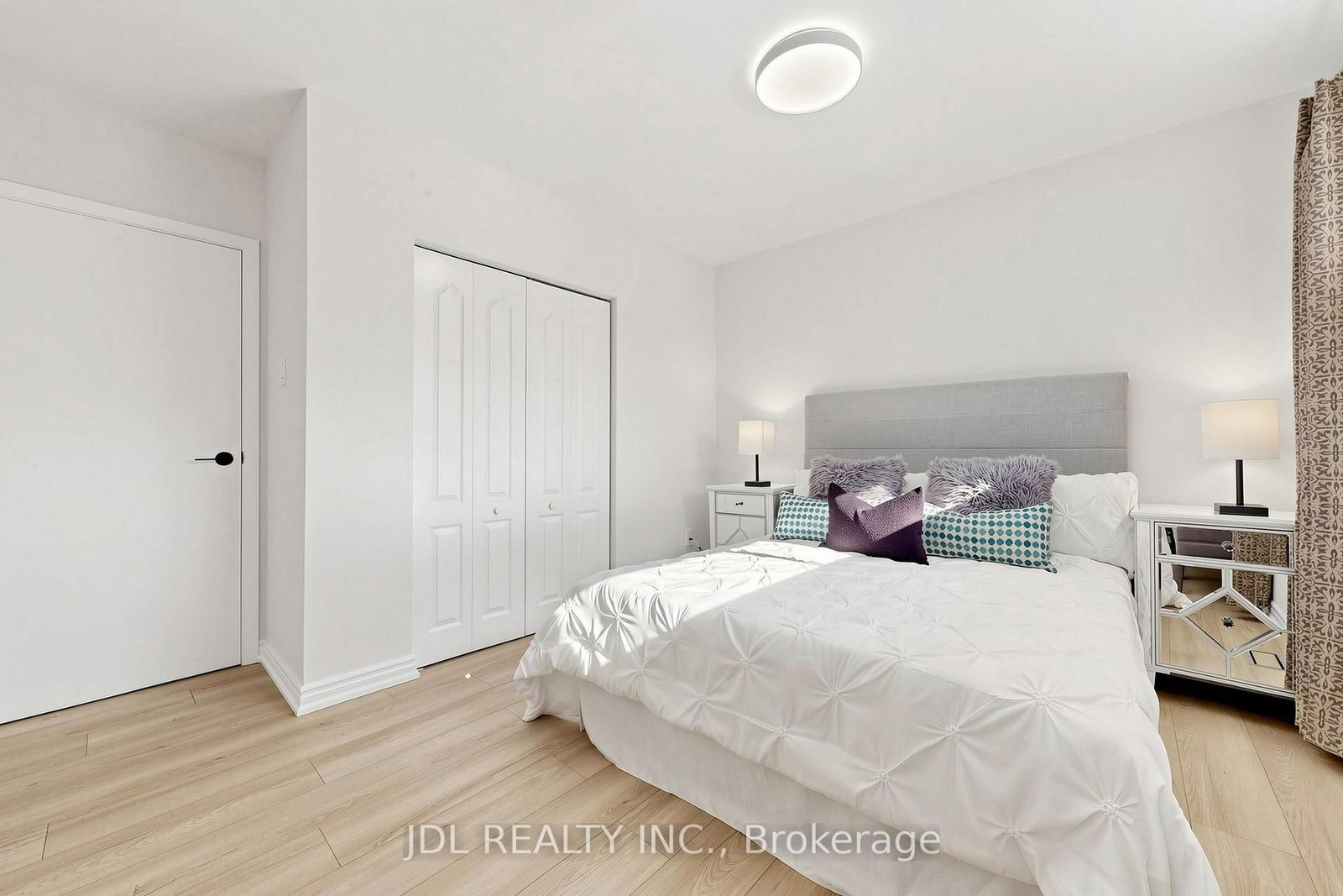 105 Park Avenue • Newmarket, ON photo 15