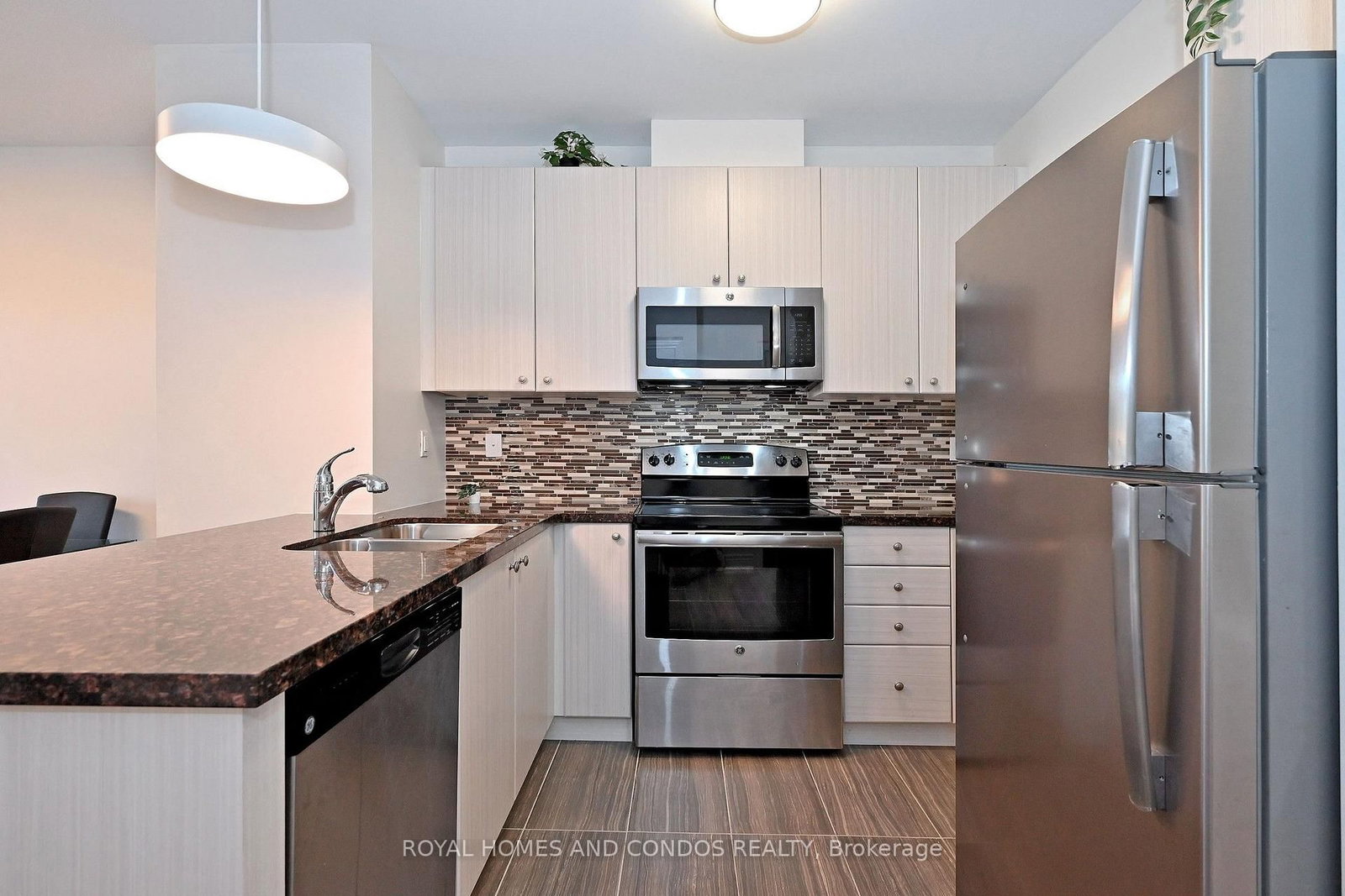 7768 Kennedy Road • #203 • Markham, ON photo 19