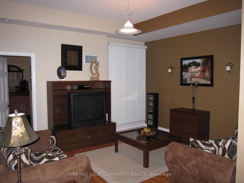 112 - 11121 Yonge Street