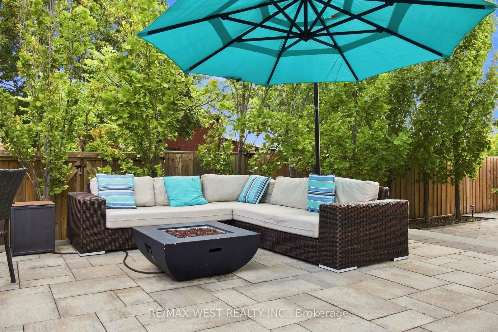 414 Belview Avenue • Vaughan, ON photo 3