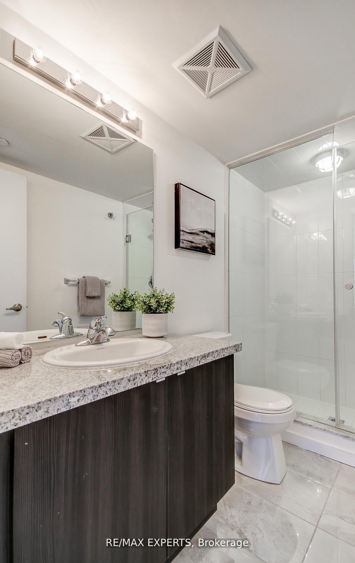 300 Alex Gardner Circle • #61 • Aurora, ON photo 21