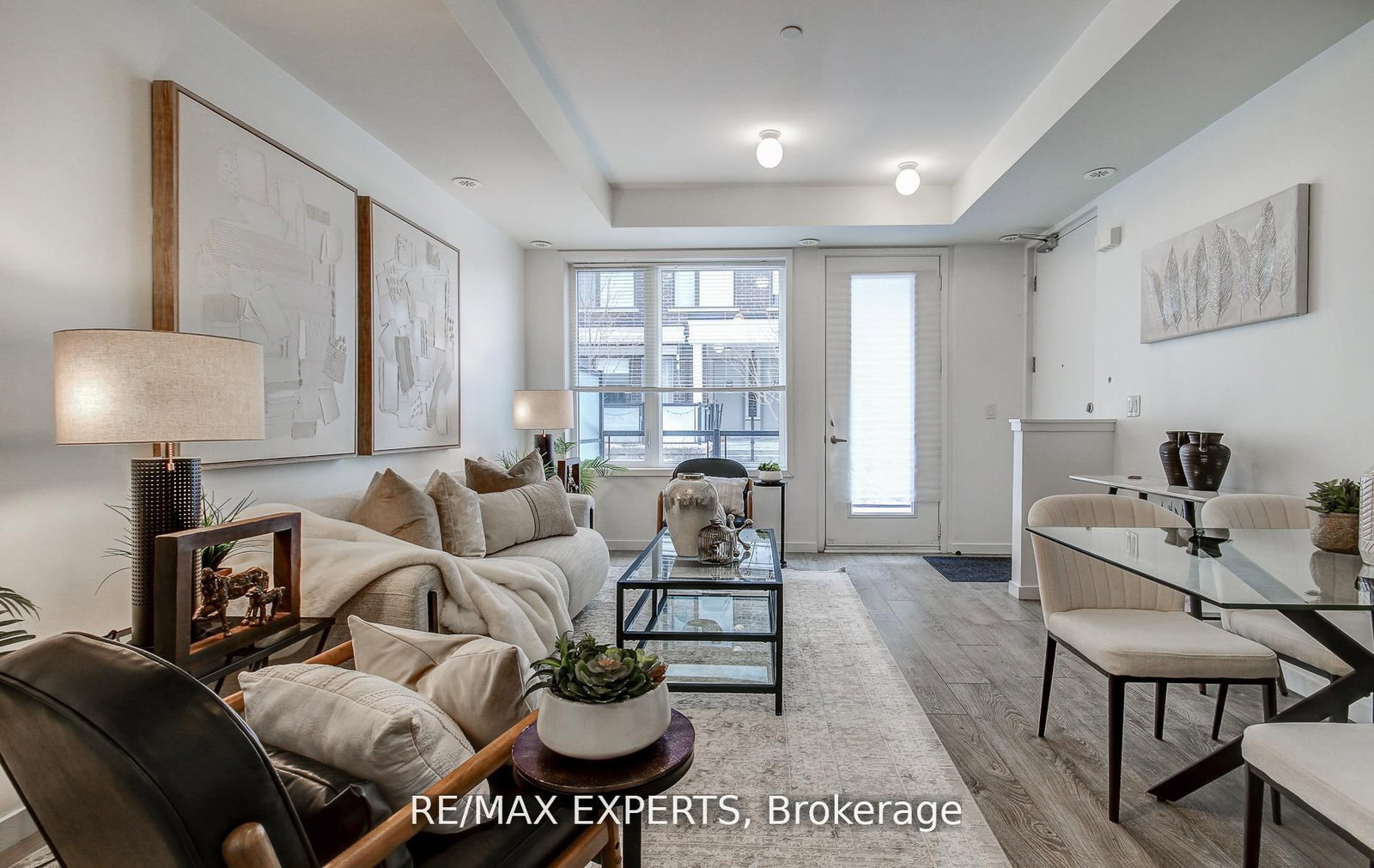 300 Alex Gardner Circle • #61 • Aurora, ON photo 8