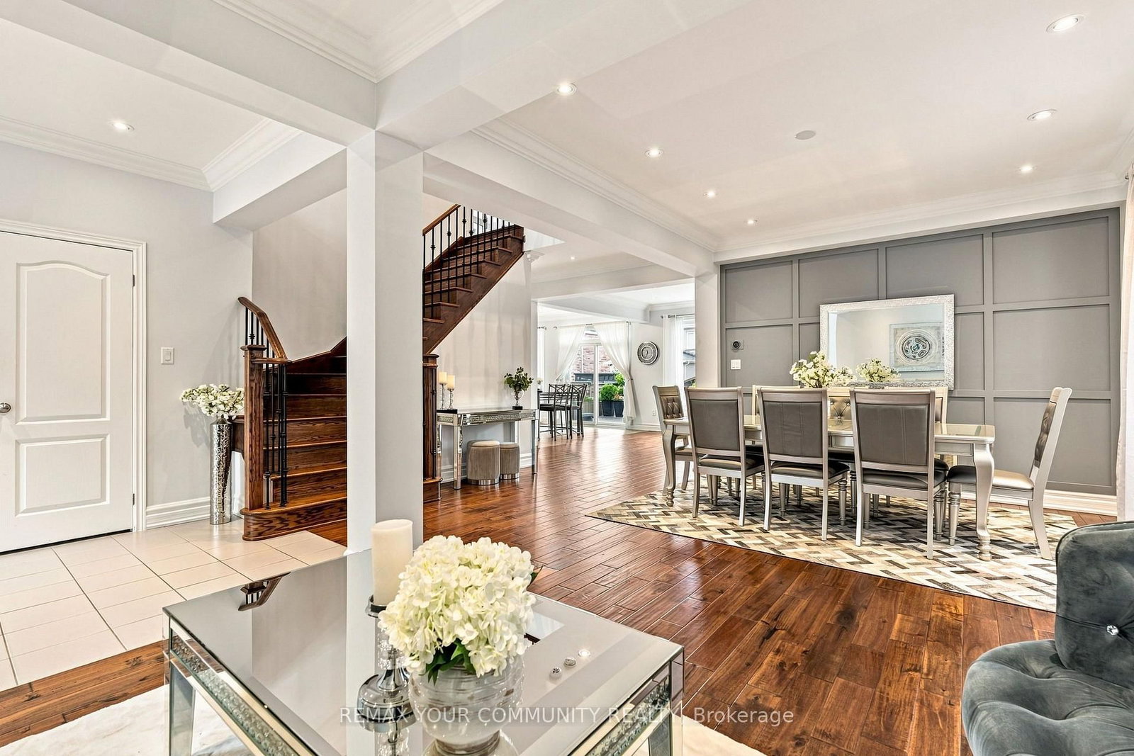 176 Tigertail Crescent • Bradford West Gwillimbury, ON photo 10