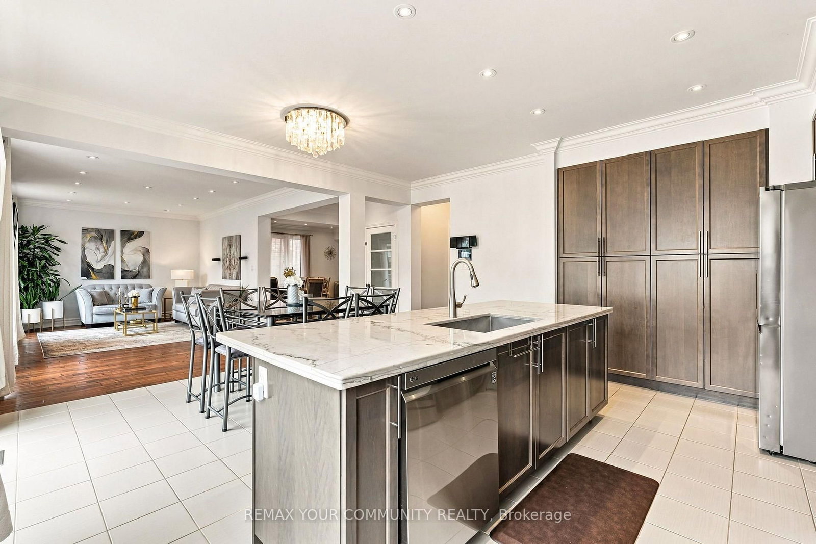 176 Tigertail Crescent • Bradford West Gwillimbury, ON photo 18