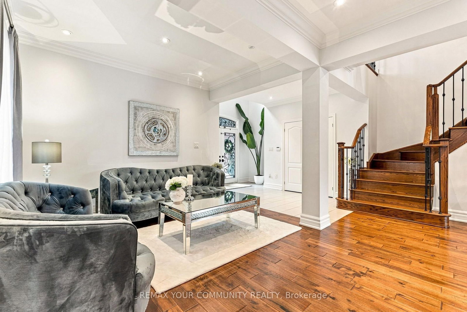 176 Tigertail Crescent • Bradford West Gwillimbury, ON photo 9