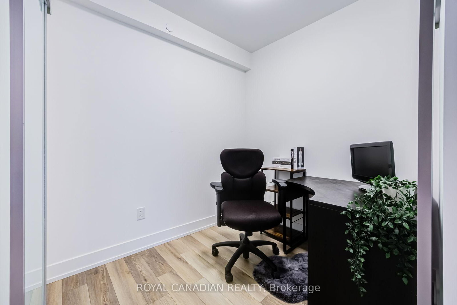 9 Clegg Road • #902 • Markham, ON photo 13