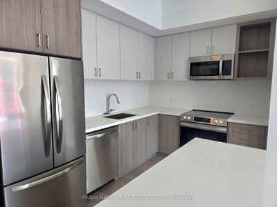 333 Sunseeker Avenue • #625 • Innisfil, ON photo 4
