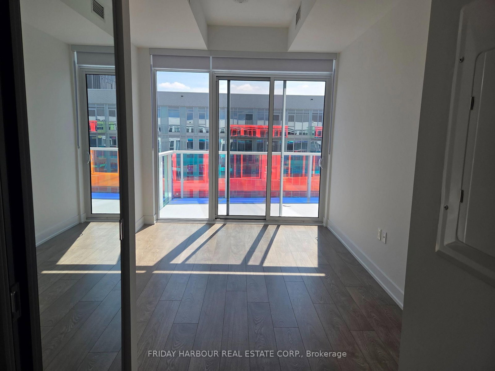 333 Sunseeker Avenue • #625 • Innisfil, ON photo 6