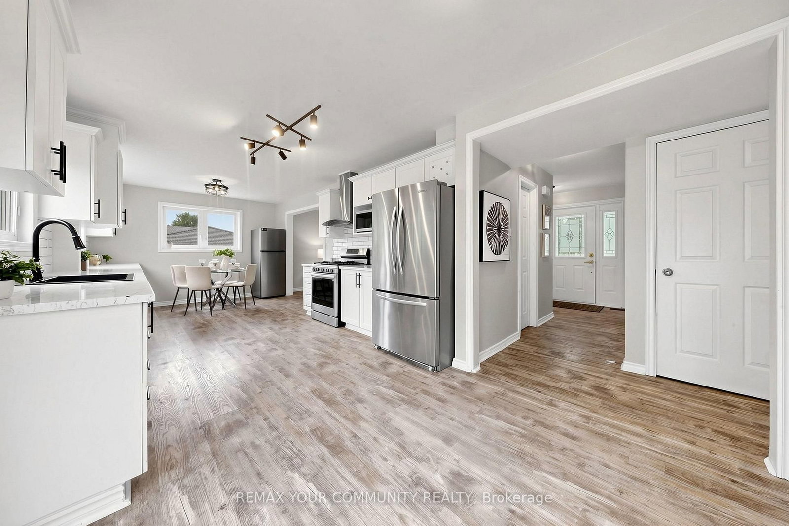 16 Ramsay Street • East Gwillimbury, ON photo 12