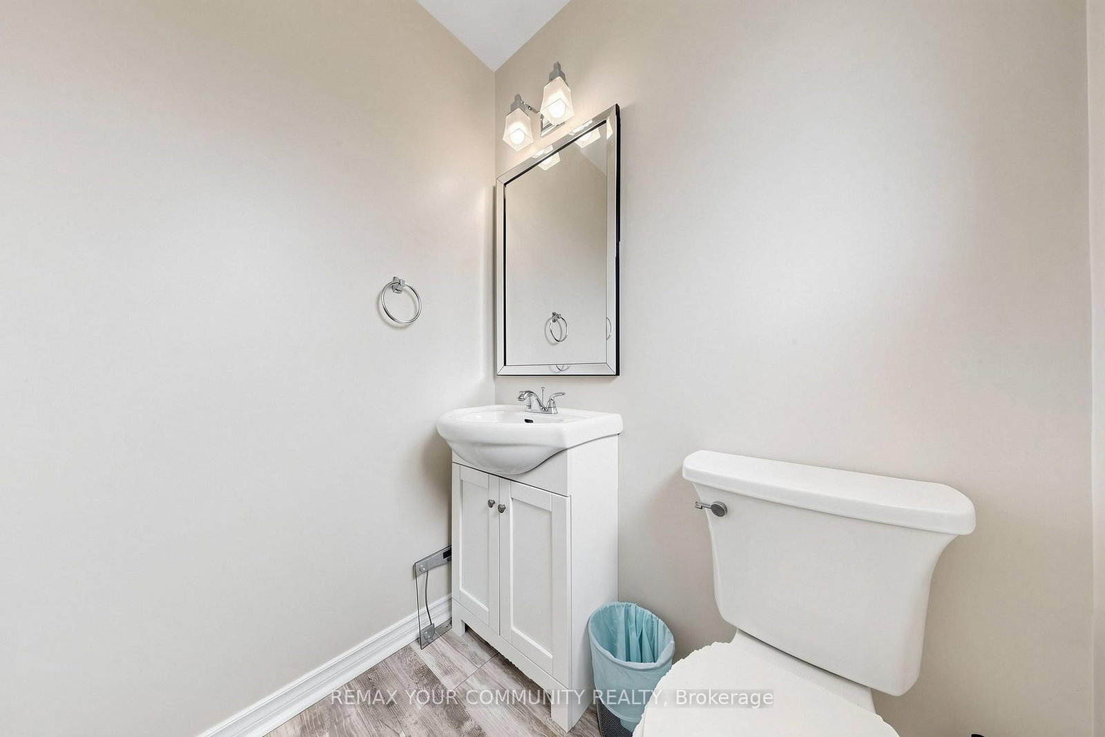 16 Ramsay Street • East Gwillimbury, ON photo 18