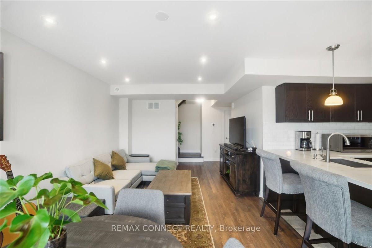 10 Westmeath Lane • #2231 • Markham, ON photo 5