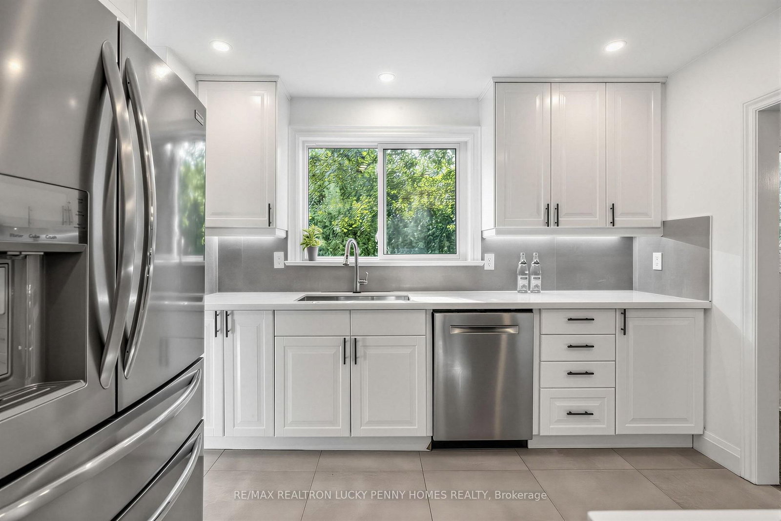 38 Walkerton Drive • Markham, ON photo 11