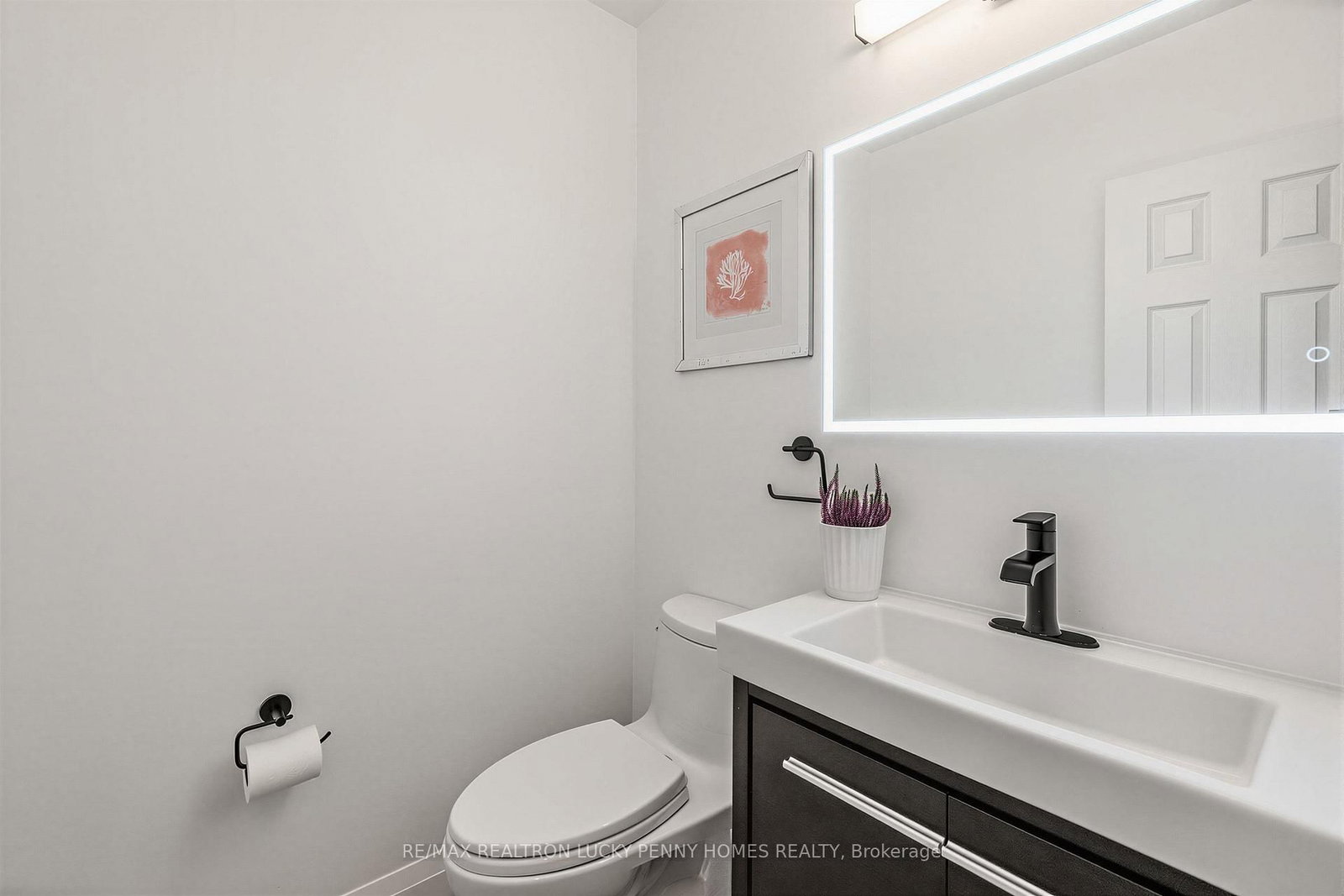 38 Walkerton Drive • Markham, ON photo 13
