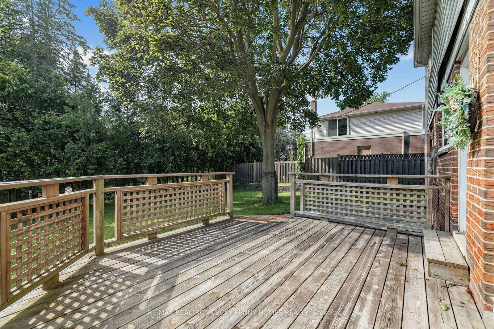 38 Walkerton Drive • Markham, ON photo 30