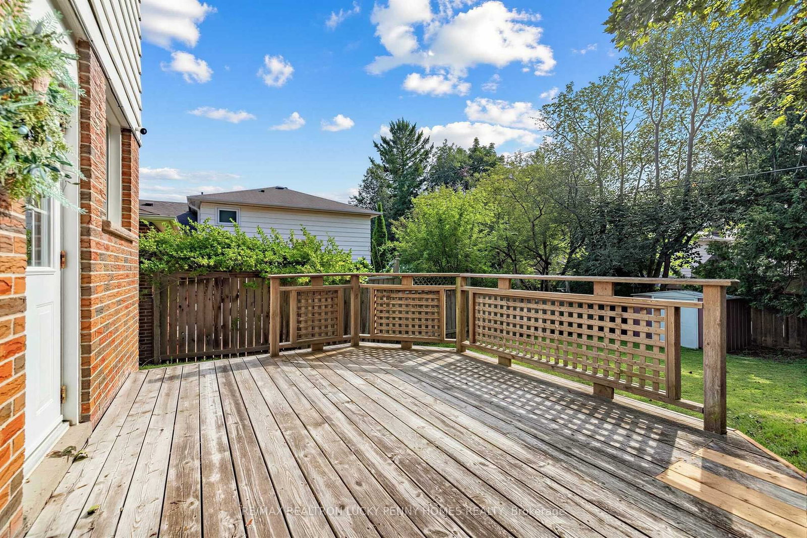 38 Walkerton Drive • Markham, ON photo 31