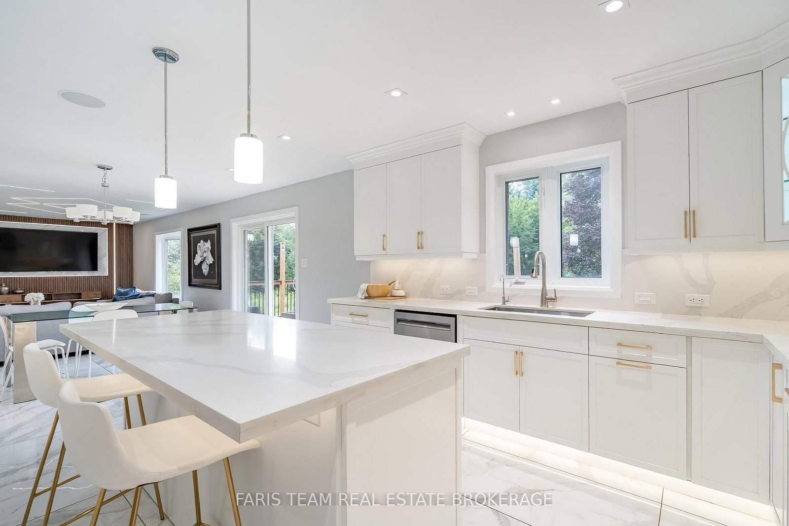 5584 6th Line • New Tecumseth, ON photo 9