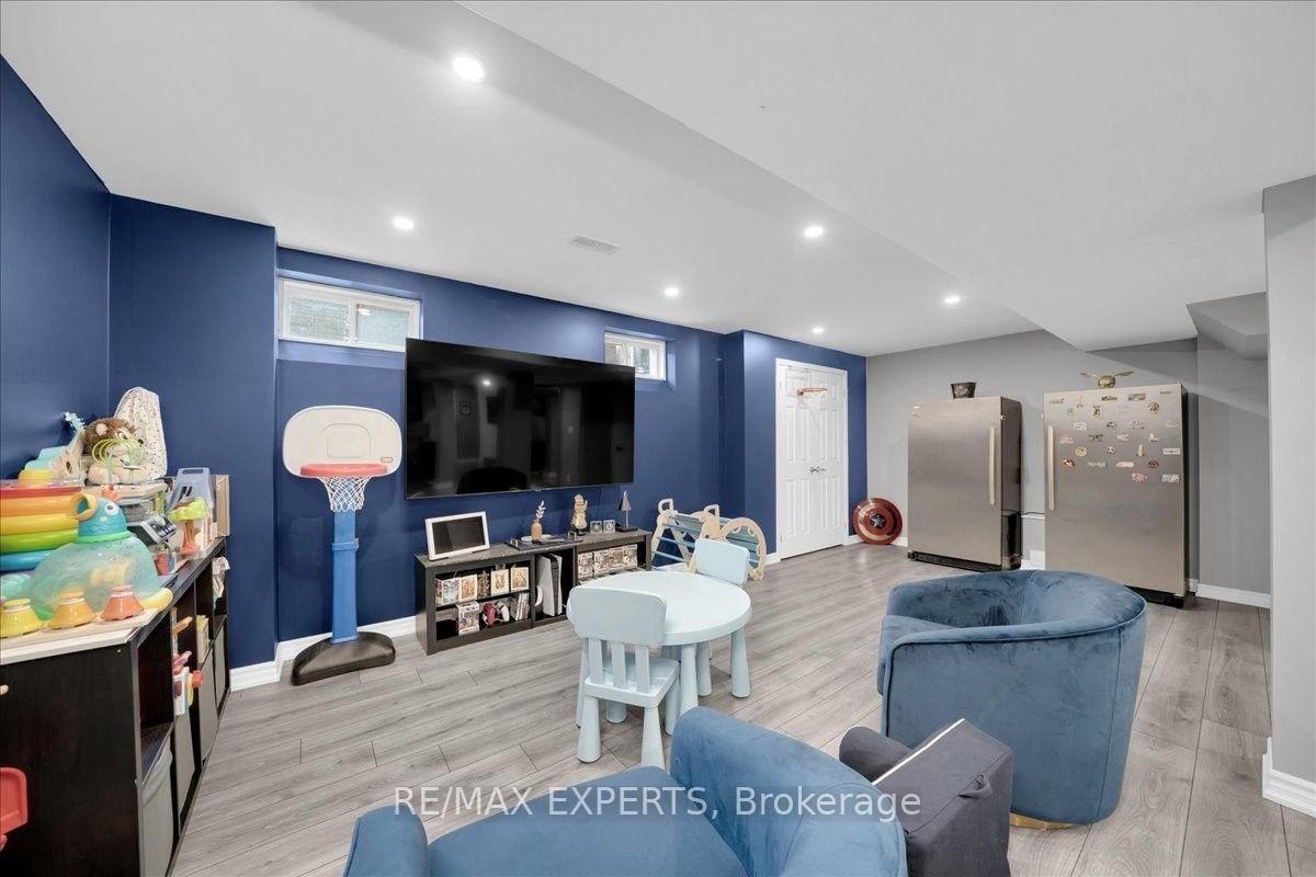 320 Barons Street • Vaughan, ON photo 33